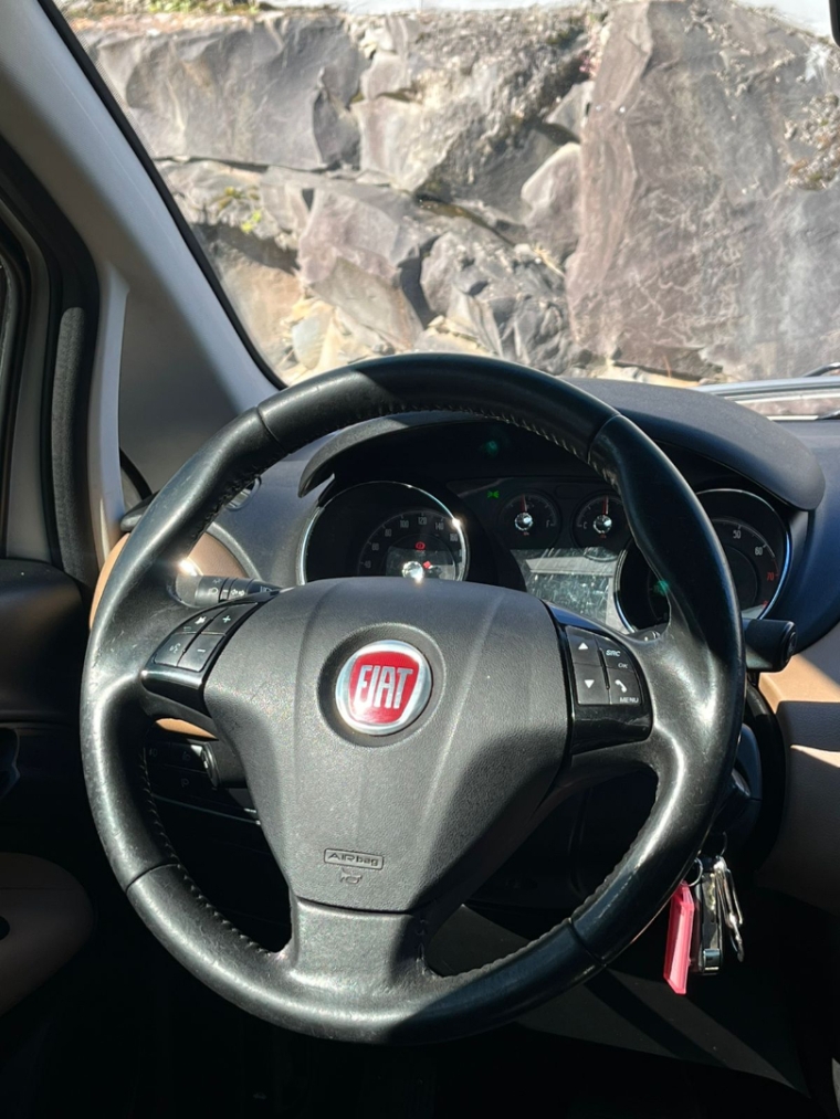 fiat linea 1.8 absolute 16v flex 4p automatizado automatico 2015