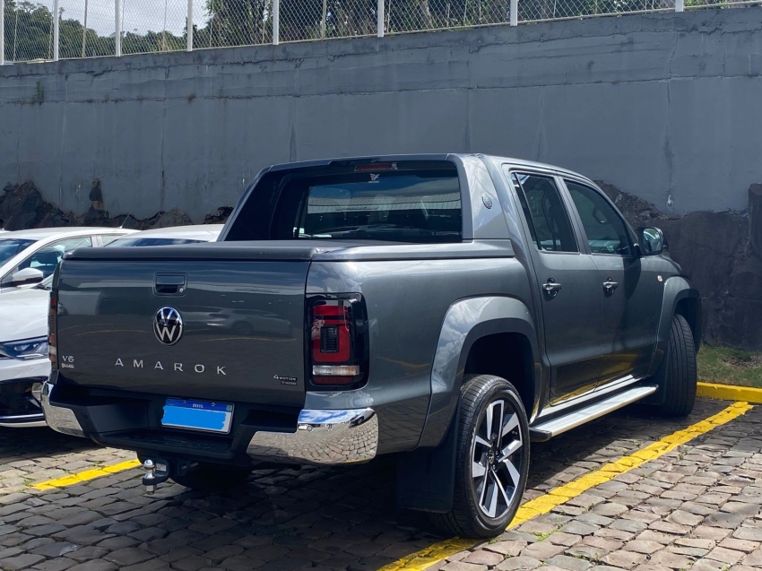 volkswagen amarok 3.0 v6 tdi diesel extreme cd 4motion automatico 4p 2025