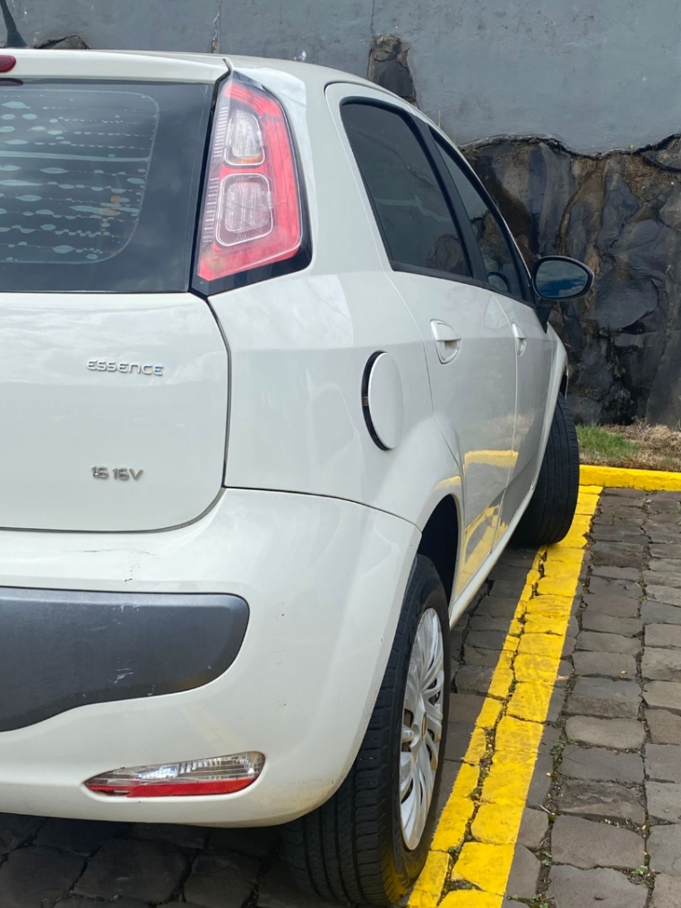 fiat punto 1.6 essence 16v flex 4p automatizado semiautomatico 20153 fiat punto 1.6 essence 16v flex 4p automatizado semiautomatico 20153