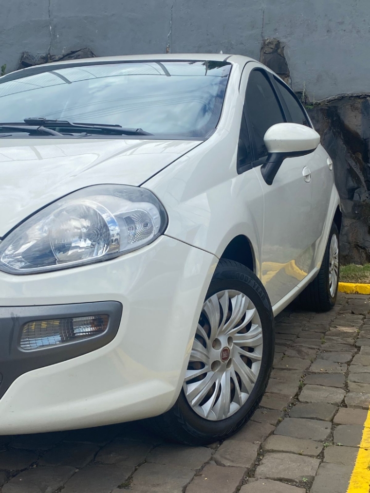 fiat punto 1.6 essence 16v flex 4p automatizado semiautomatico 20151 fiat punto 1.6 essence 16v flex 4p automatizado semiautomatico 20151