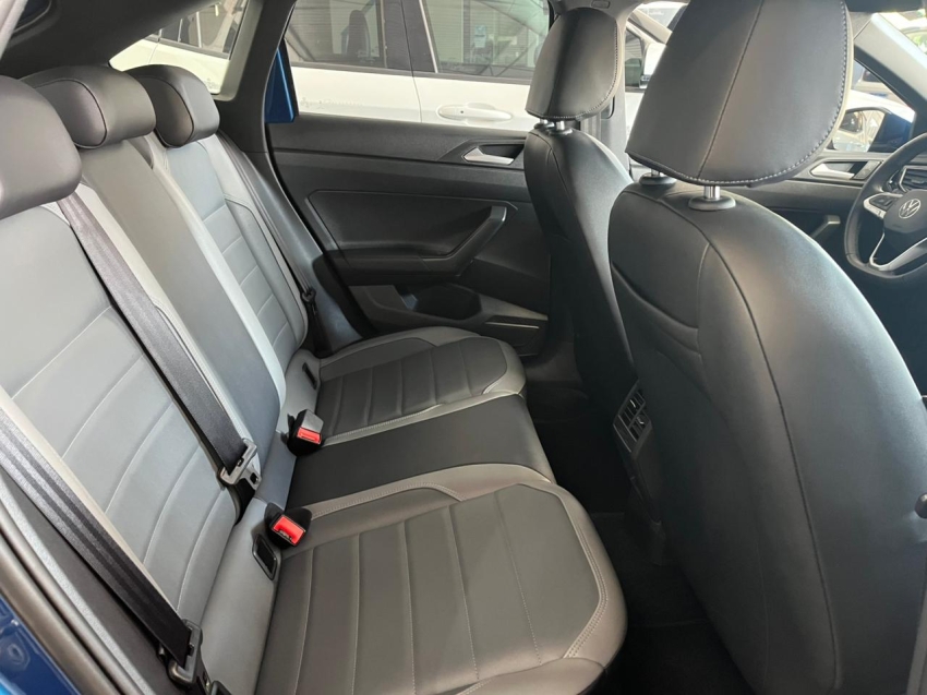 volkswagen nivus 1.0 200 tsi total flex highline automatico 4p 20247