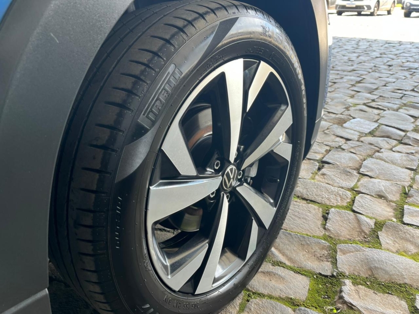 volkswagen nivus 1.0 200 tsi total flex highline automatico 4p 20248