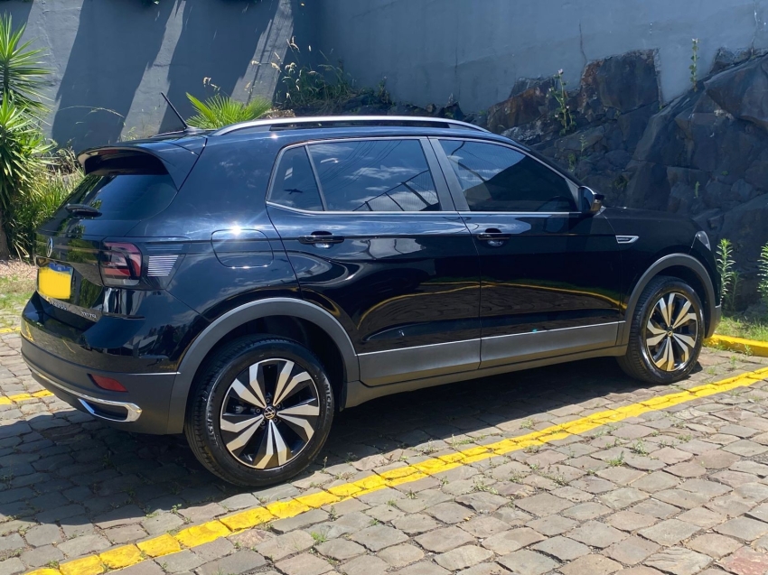 volkswagen t-cross 1.0 200 tsi total flex comfortline automatico 4p 202220