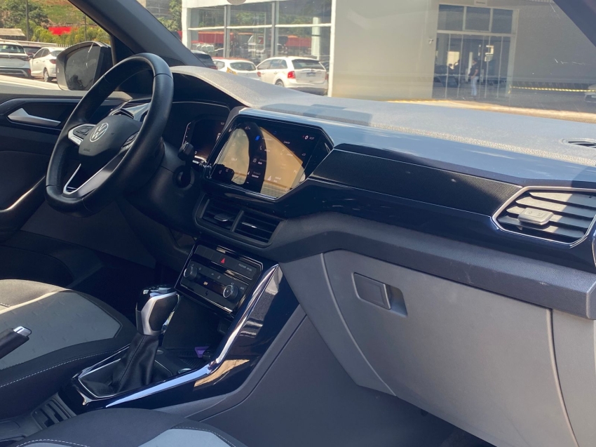 volkswagen t-cross 1.0 200 tsi total flex comfortline automatico 4p 20225