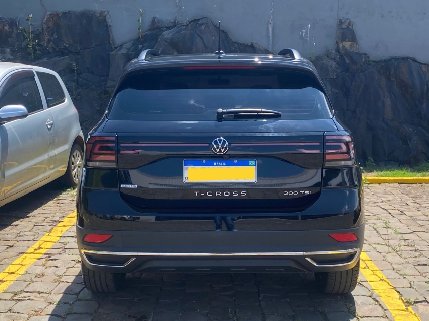 volkswagen t-cross 1.0 200 tsi total flex comfortline automatico 4p 202221