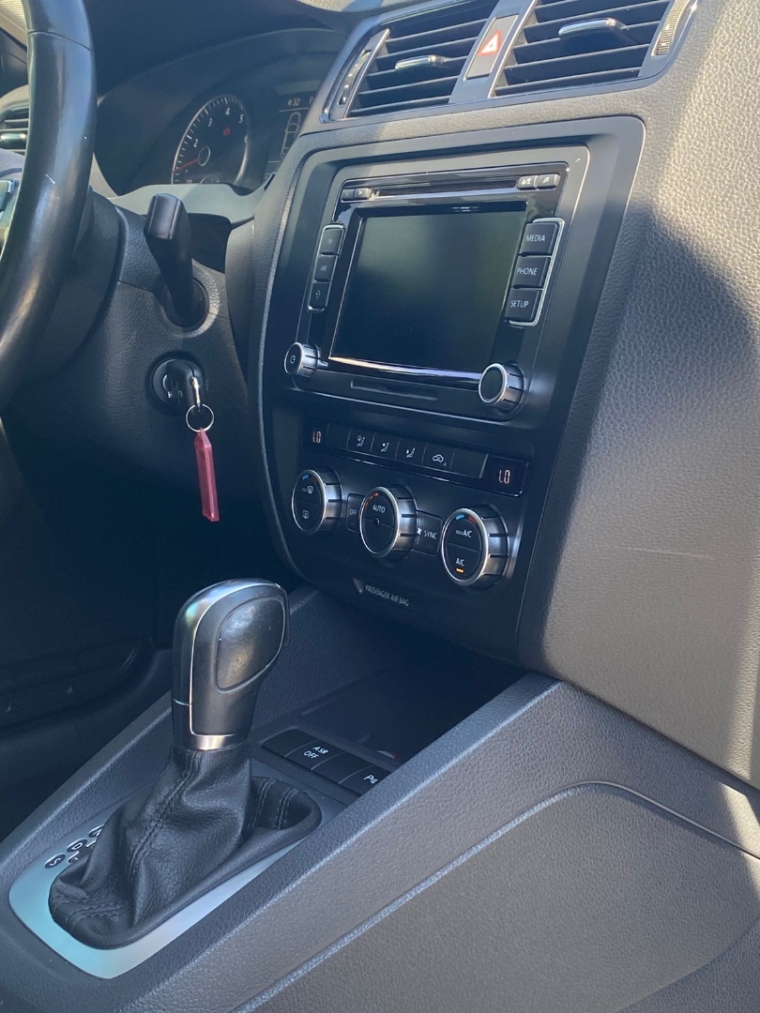 volkswagen jetta 2.0 comfortline flex 4p manual automatico 20145