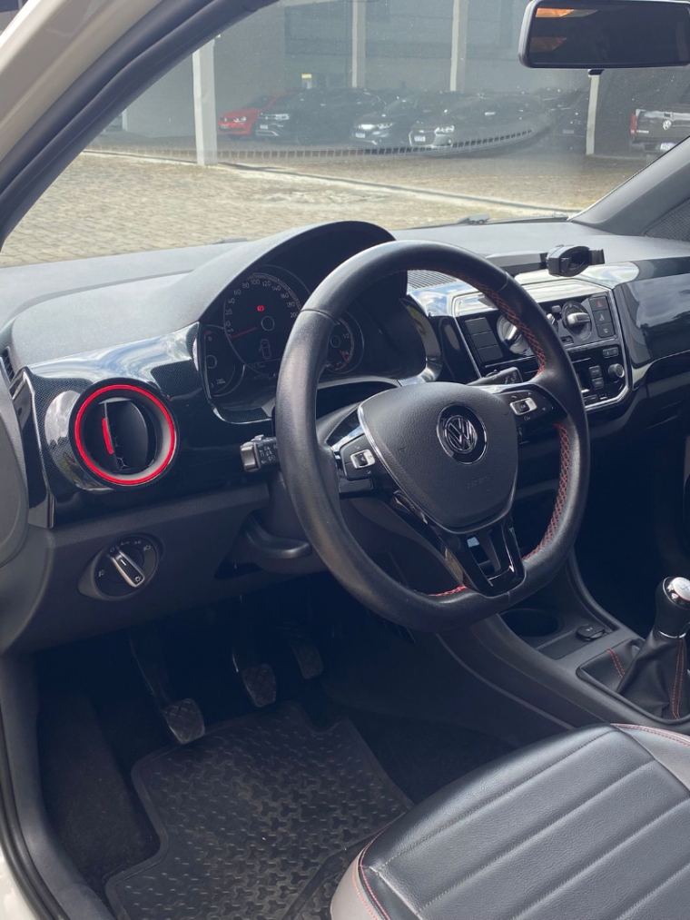 volkswagen up 1.0 tsi pepper 12v flex 4p manual 201925