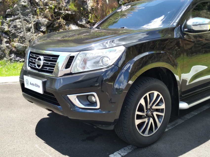 nissan frontier 2.3 16v turbo diesel xe cd 4x4 automatico gasolina 4p semiautomatico 20201