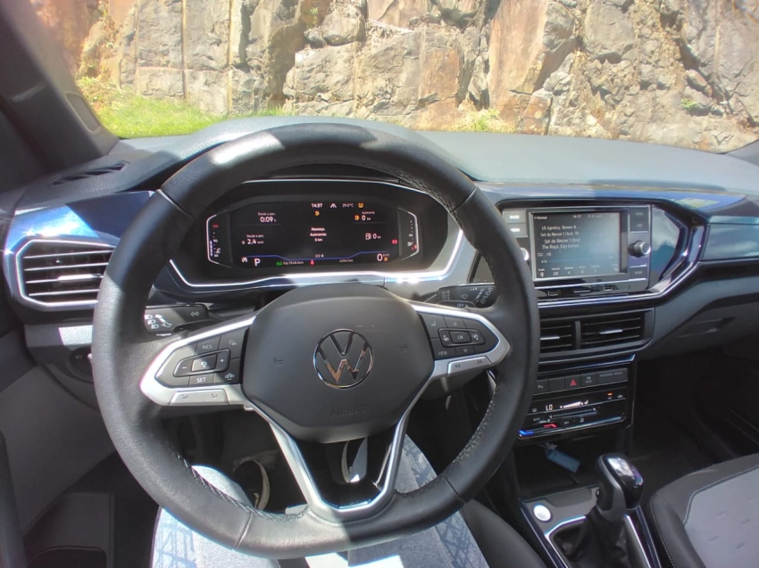 volkswagen t-cross 1.0 200 tsi total flex comfortline automatico 4p 202415