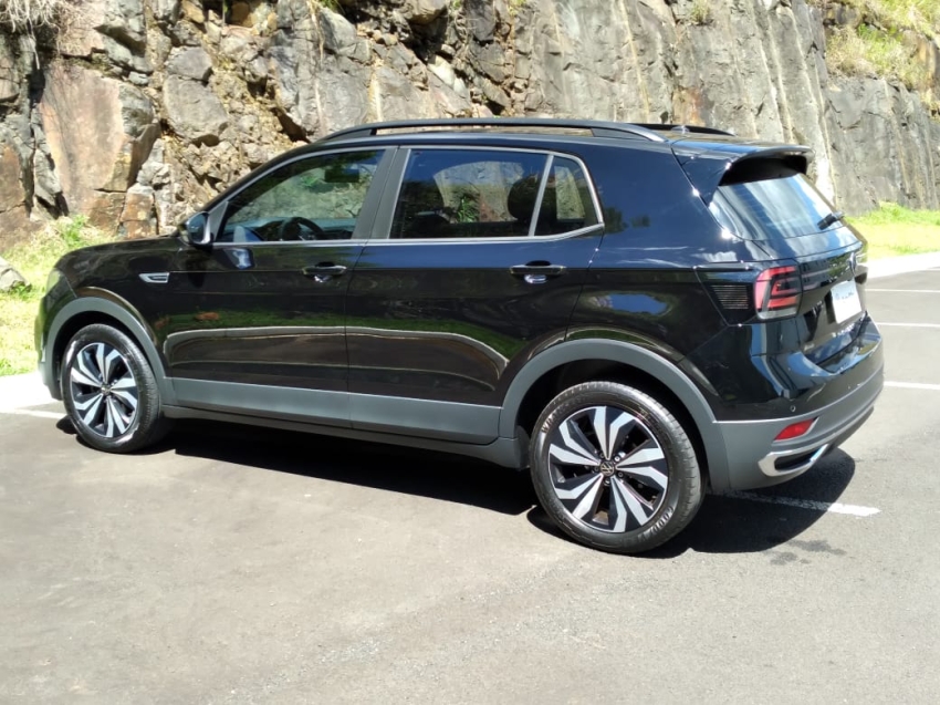 volkswagen t-cross 1.0 200 tsi total flex comfortline automatico 4p 20244