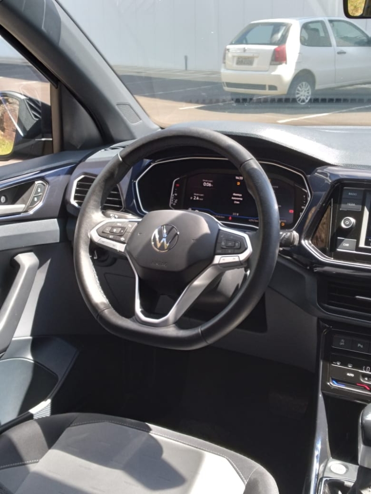 volkswagen t-cross 1.0 200 tsi total flex comfortline automatico 4p 202413