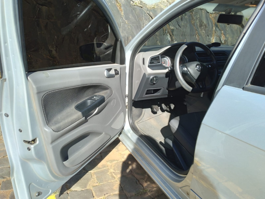 volkswagen gol 1.0 12v mpi totalflex comfortline 4p manual flex 20179