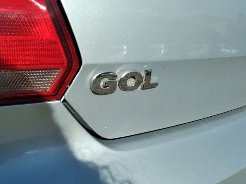 volkswagen gol 1.0 12v mpi totalflex comfortline 4p manual flex 20175