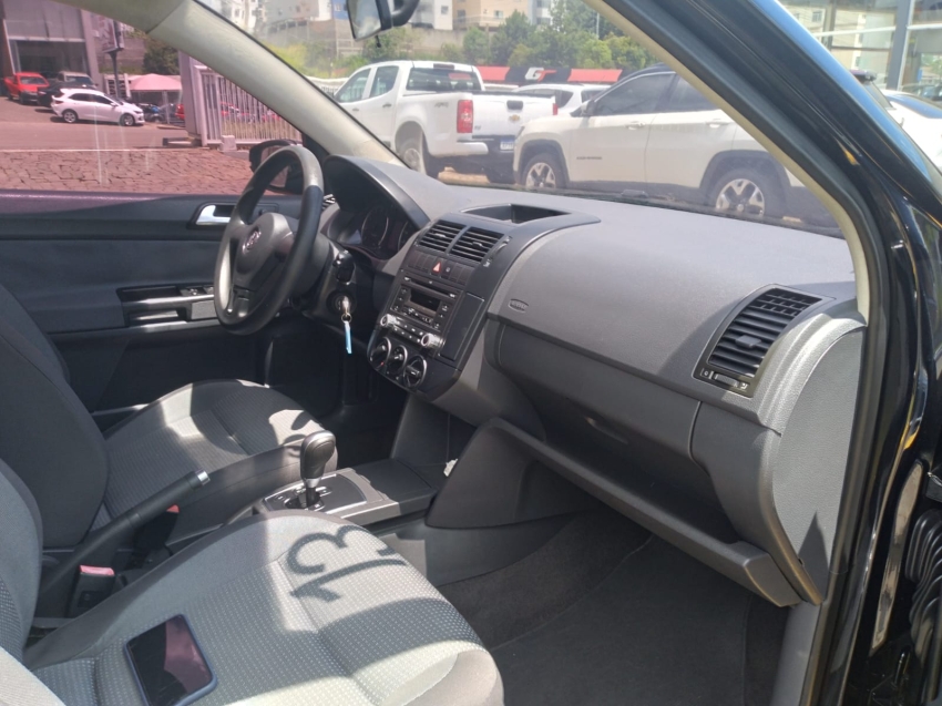 volkswagen polo 1.6 mi 8v flex 4p automatizado semiautomatico 201311