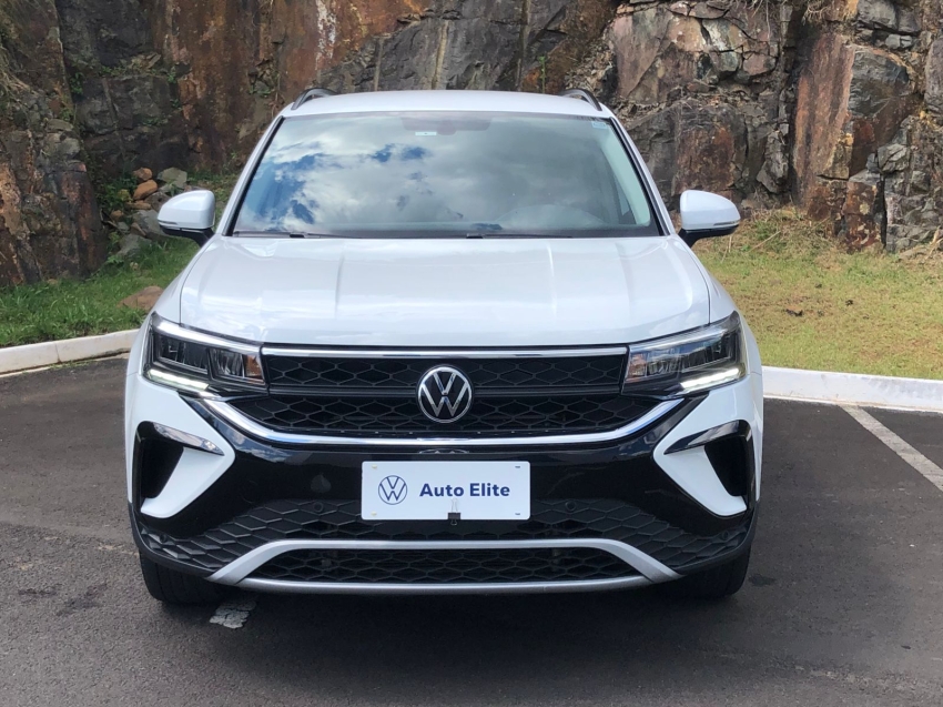 volkswagen taos 1.4 250 tsi total flex comfortline automatico 4p 20223