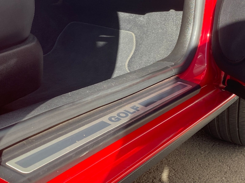 volkswagen golf 1.6 mi sportline limited edition 8v flex 4p manual 201312