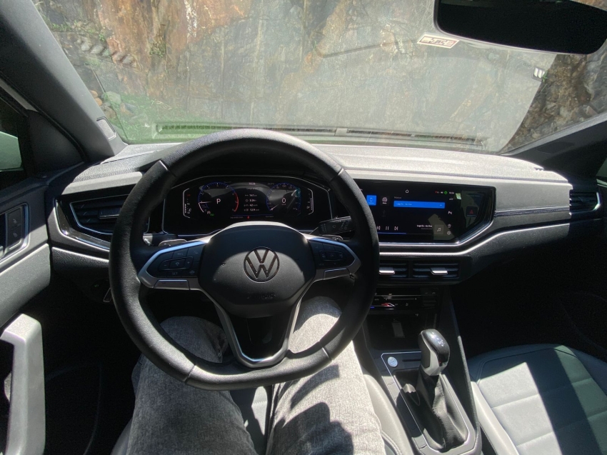 volkswagen nivus 1.0 200 tsi total flex highline automatico 4p 202417