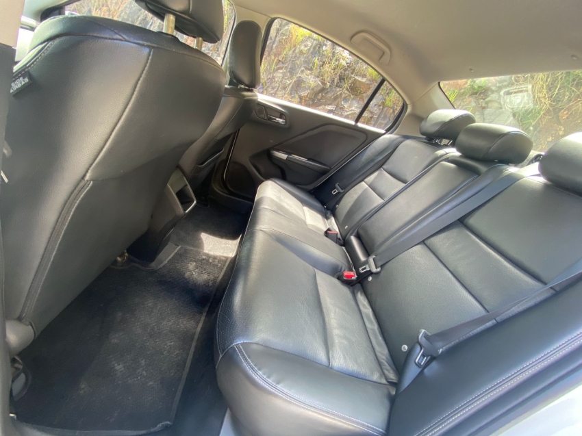 honda city 1.5 exl 16v flex 4p automatico 201518