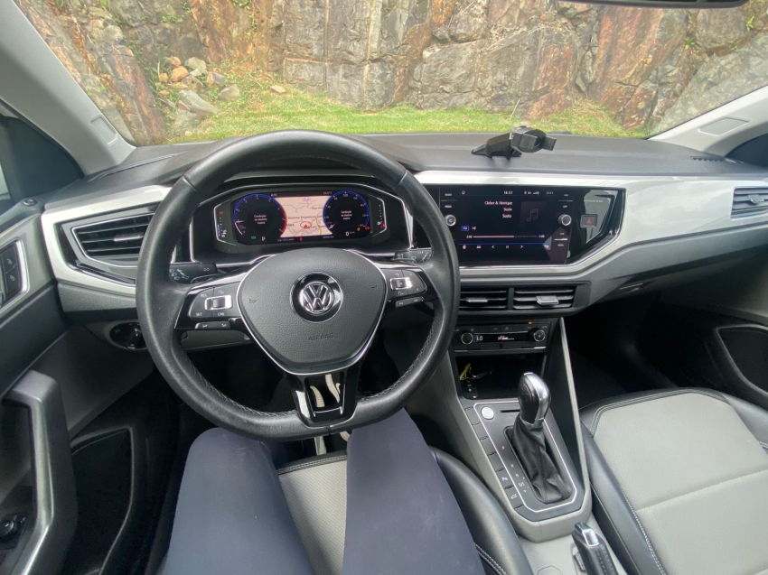 volkswagen polo 1.0 200 tsi highline automatico flex 4p 202017