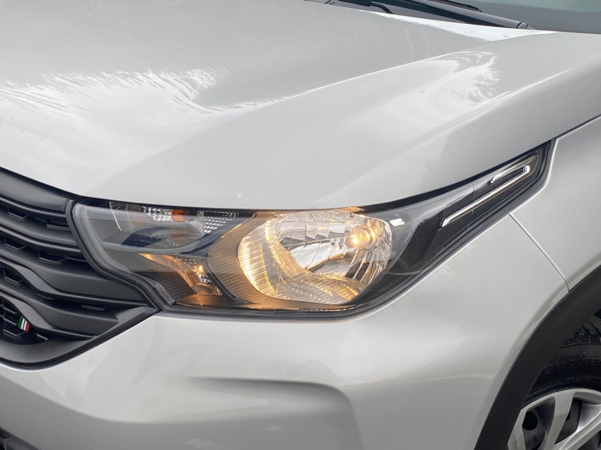 fiat strada freedom 1.320