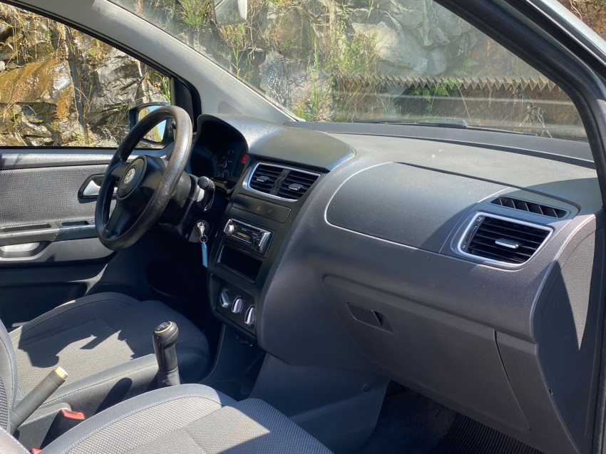 volkswagen fox 1.0 mi trend 8v flex 4p manual 201211