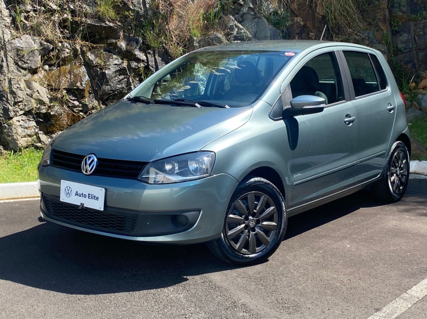 volkswagen fox 1.0 mi trend 8v flex 4p manual 2012