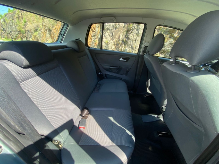 volkswagen fox 1.0 mi trend 8v flex 4p manual 201213