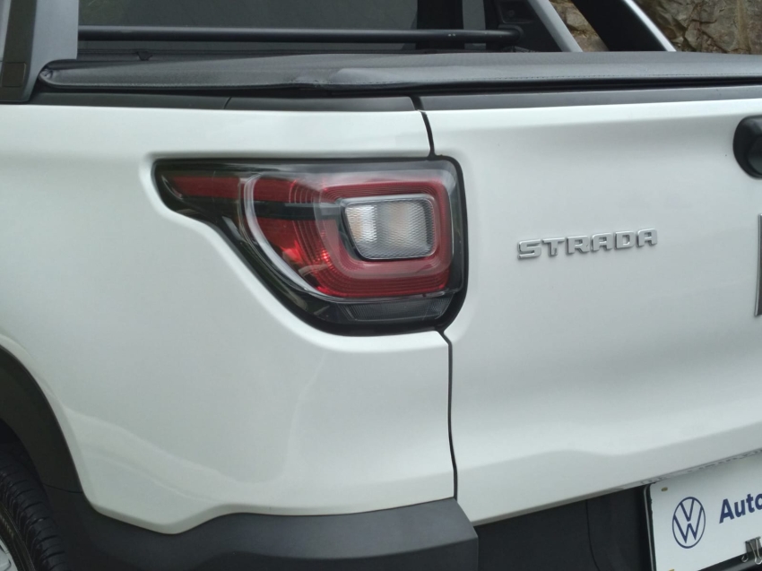 fiat strada 1.3 firefly flex volcano cd manual 4p 202114