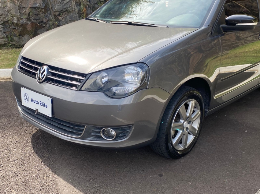 volkswagen polo 1.6 mi sportline 8v flex 4p automatizado semiautomatico 20131