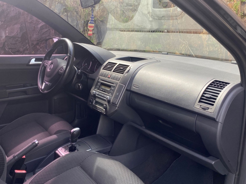 volkswagen polo 1.6 mi sportline 8v flex 4p automatizado semiautomatico 201315