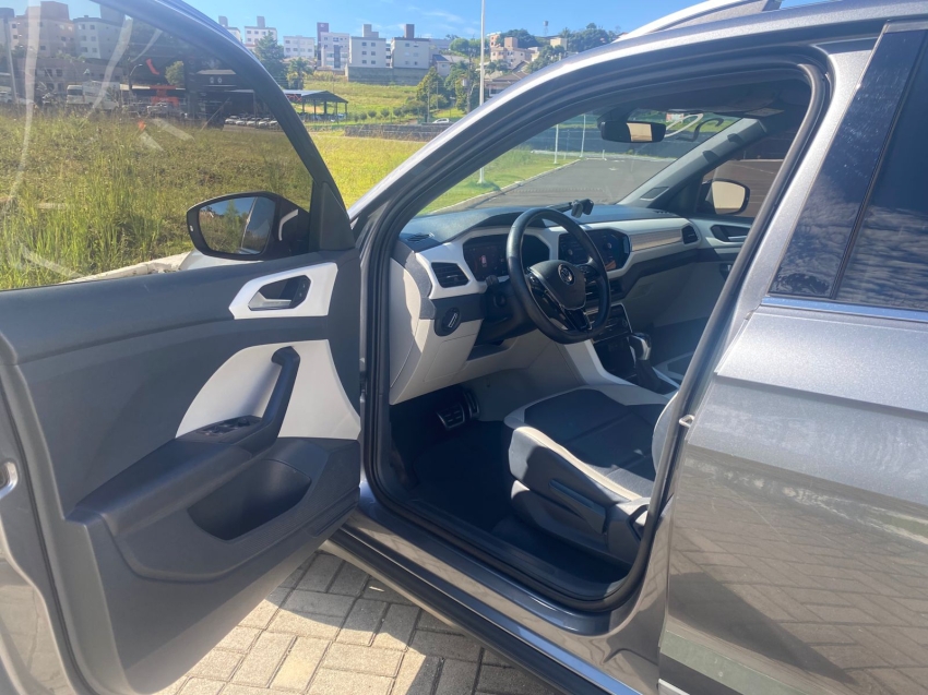 volkswagen t-cross 1.4 250 tsi total flex highline automatico 4p 20202