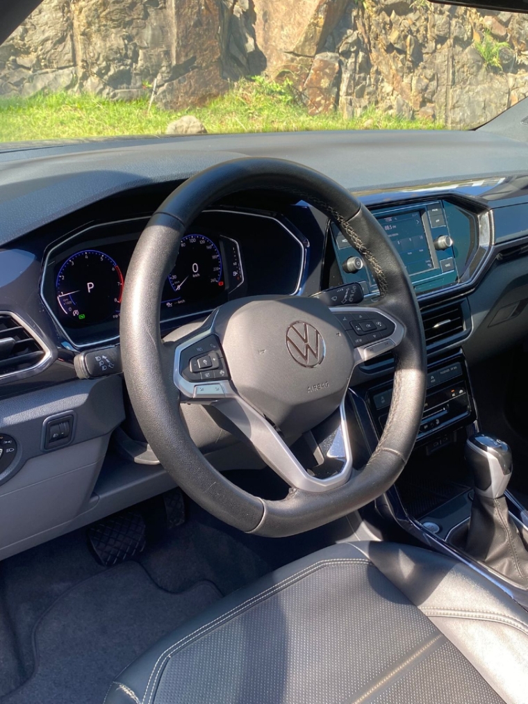 volkswagen t-cross 1.0 200 tsi total flex comfortline automatico 4p 202312