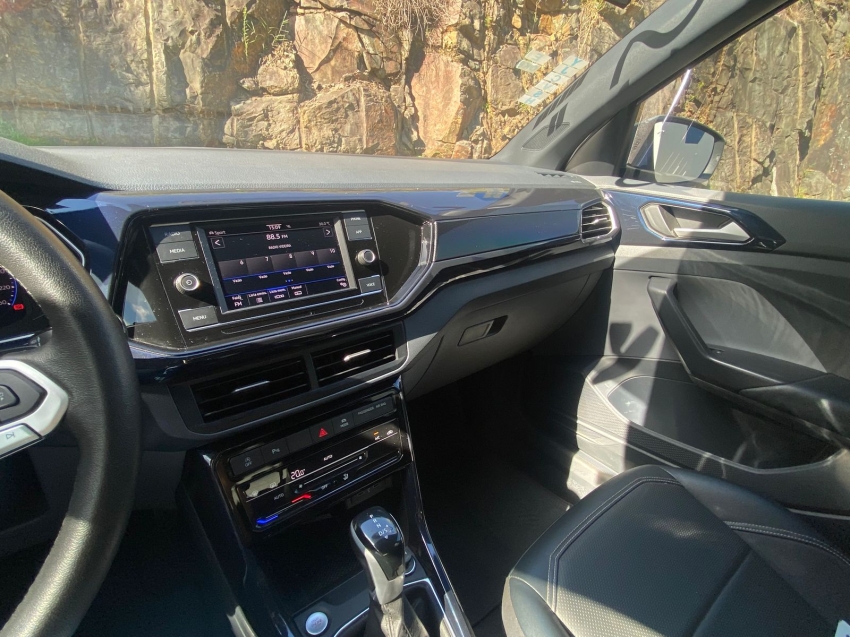 volkswagen t-cross 1.0 200 tsi total flex comfortline automatico 4p 202314