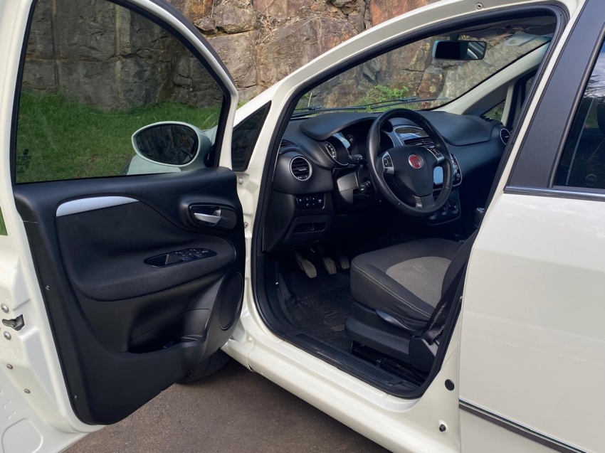 fiat linea 1.8 essence 16v flex 4p manual 20164