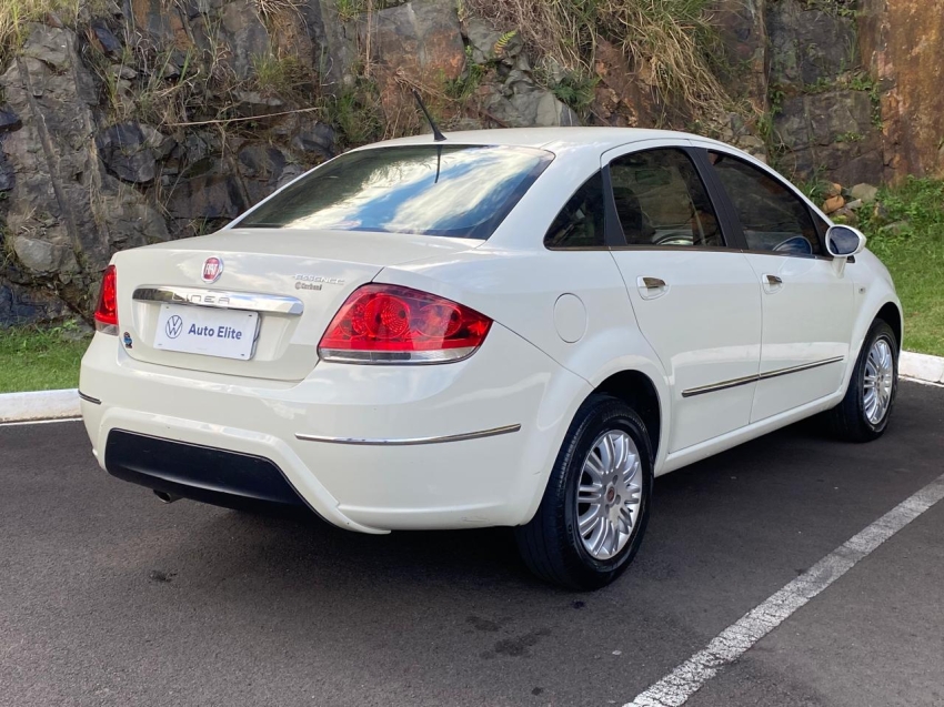 fiat linea 1.8 essence 16v flex 4p manual 201615