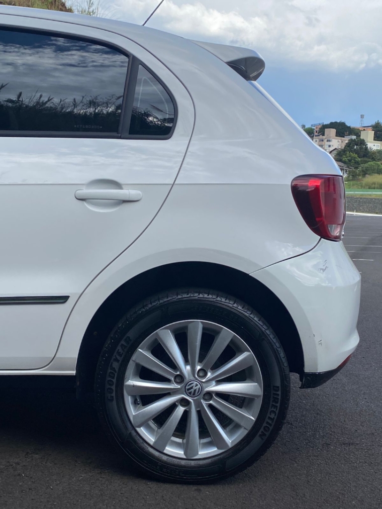 volkswagen gol 1.6 mi highline 8v flex 4p automatizado semiautomatico 201417