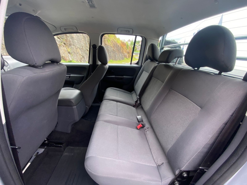 volkswagen amarok 2.0 se 4x4 cd 16v turbo intercooler diesel 4p manual 201411