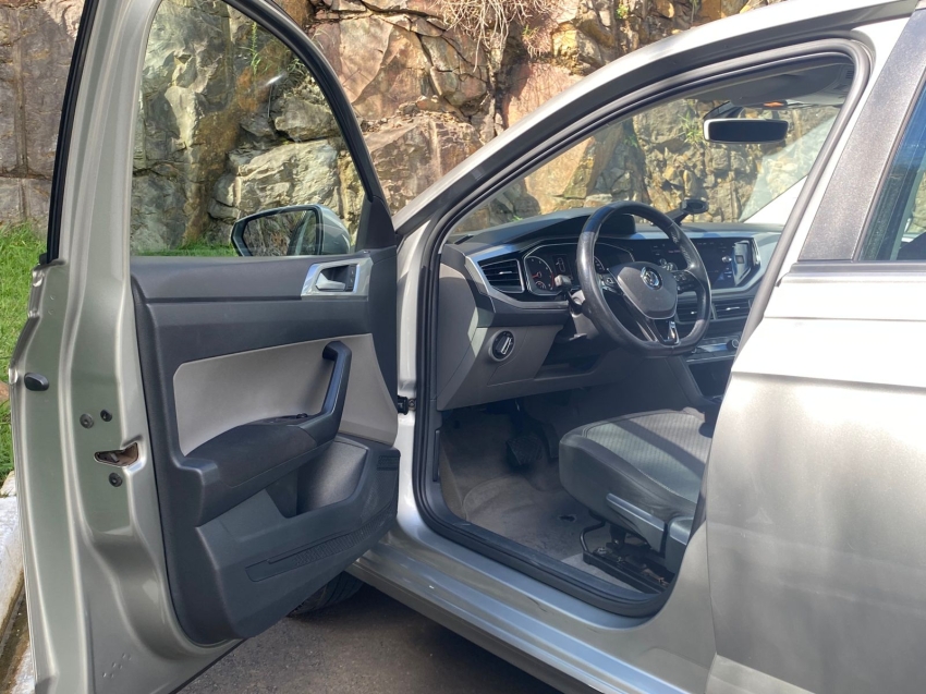 volkswagen polo 1.0 200 tsi highline automatico flex 4p 20185