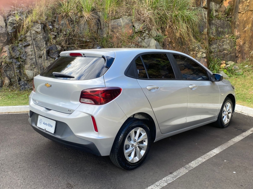 chevrolet onix 1.0 flex lt manual 4p 20216
