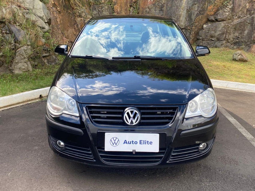 volkswagen polo sedan 1.6 mi 8v flex 4p manual 20103