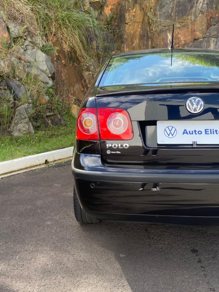 volkswagen polo sedan 1.6 mi 8v flex 4p manual 201015