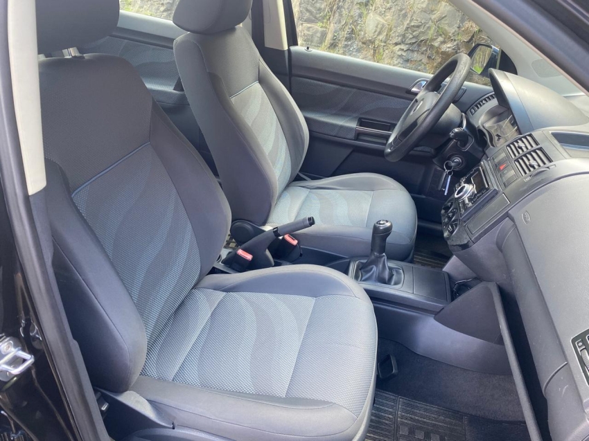 volkswagen polo sedan 1.6 mi 8v flex 4p manual 201011