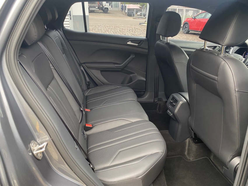 volkswagen t-cross 1.4 250 tsi total flex highline automatico 4p 20267