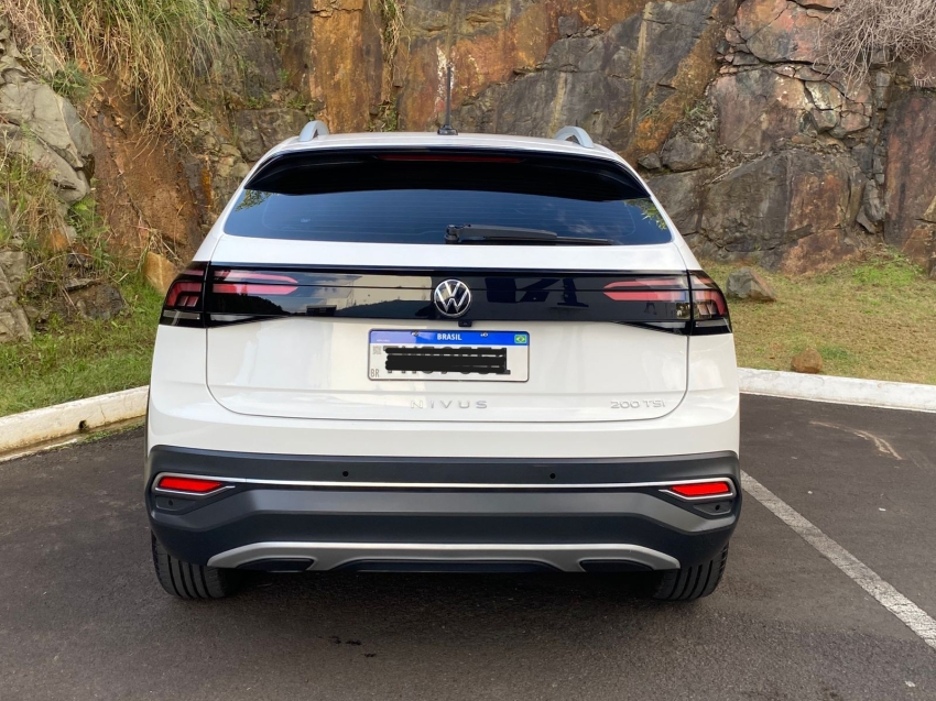 volkswagen nivus 1.0 200 tsi total flex highline automatico 4p 20246