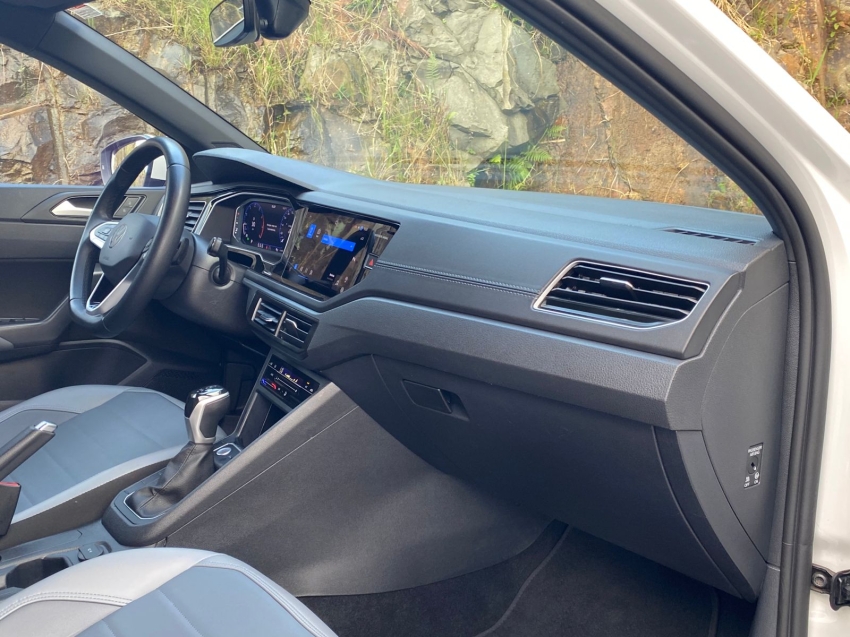 volkswagen nivus 1.0 200 tsi total flex highline automatico 4p 202412