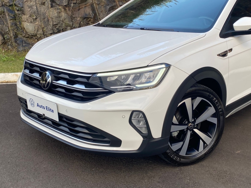 volkswagen nivus 1.0 200 tsi total flex highline automatico 4p 20241