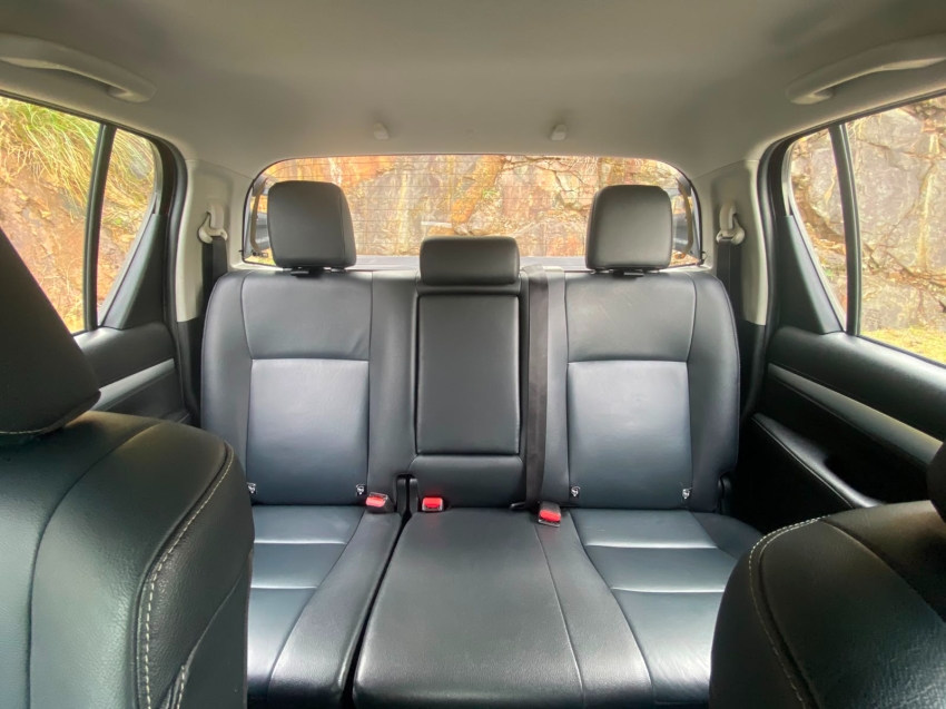toyota hilux 2.8 srv 4x4 cd 16v diesel 4p automatico 201720
