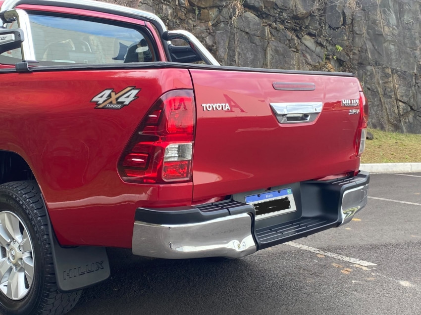 toyota hilux 2.8 srv 4x4 cd 16v diesel 4p automatico 20175