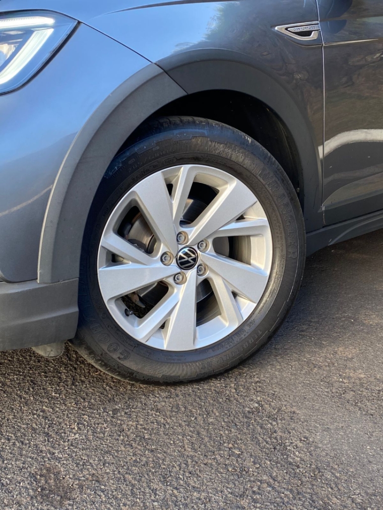 volkswagen nivus 1.0 200 tsi total flex comfortline automatico 4p 20232