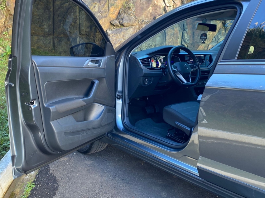 volkswagen nivus 1.0 200 tsi total flex comfortline automatico 4p 20238